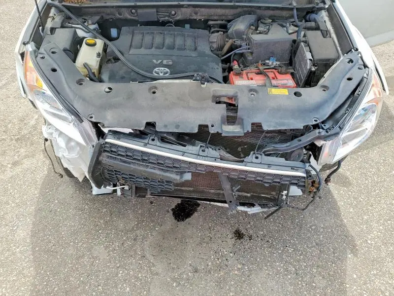 2012 TOYOTA RAV4 LIMITED  
