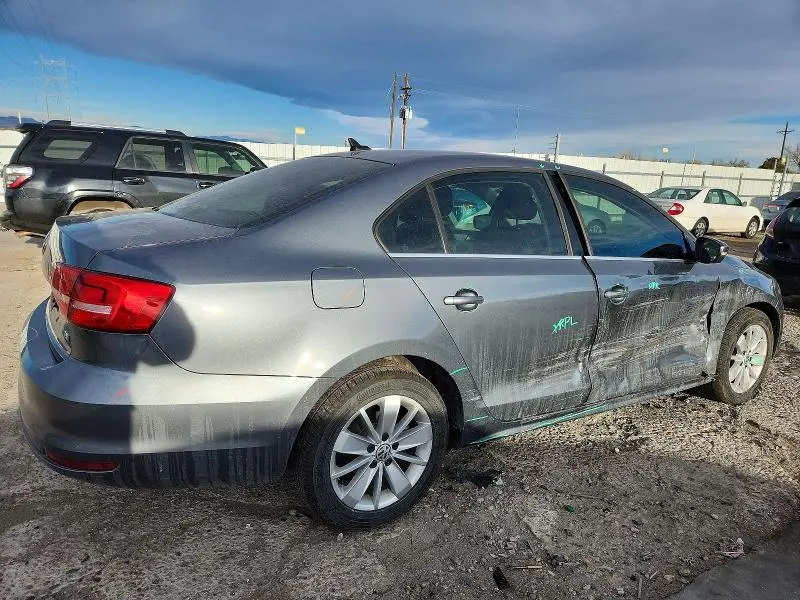 2015 VOLKSWAGEN JETTA SE  