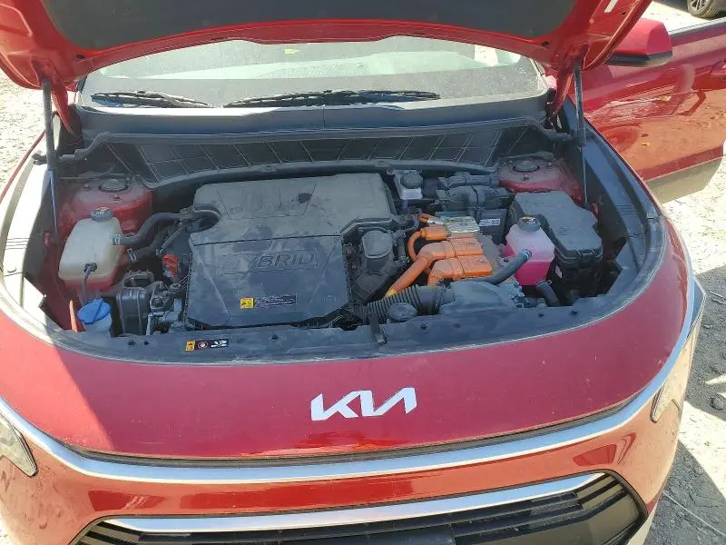 2023 KIA NIRO LX  