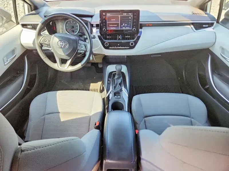 2022 TOYOTA COROLLA SE  