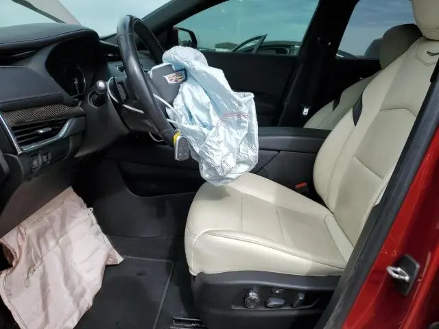 2019 CADILLAC XT4 SPORT  