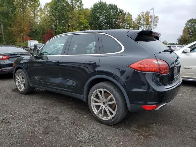 2012 PORSCHE CAYENNE