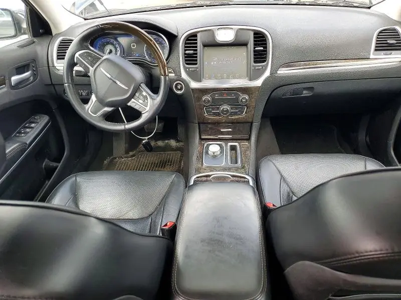 2016 CHRYSLER 300C   