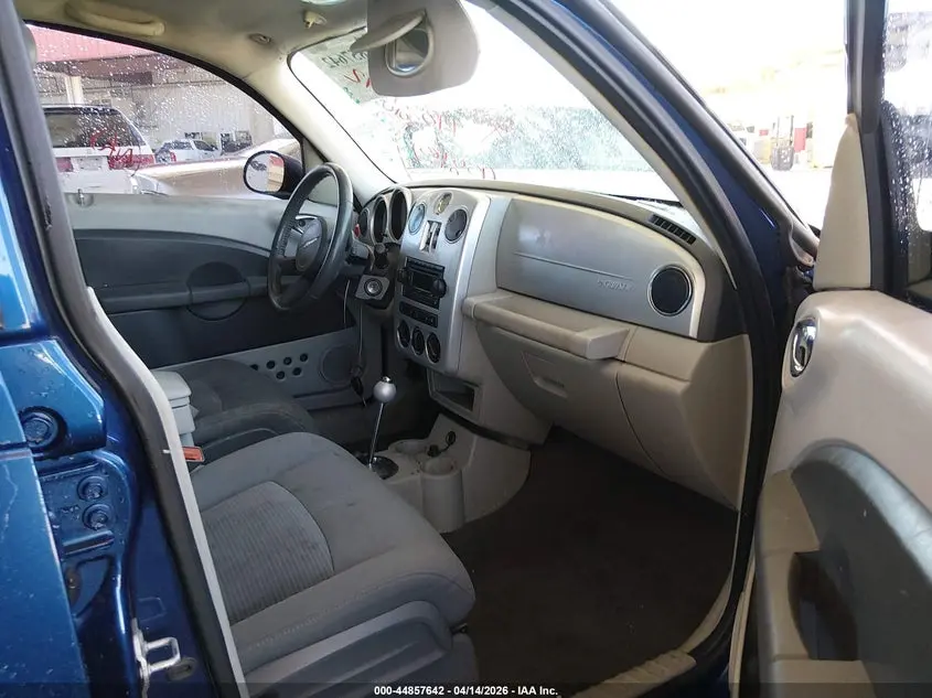 2010 CHRYSLER PT CRUISER CLASSIC