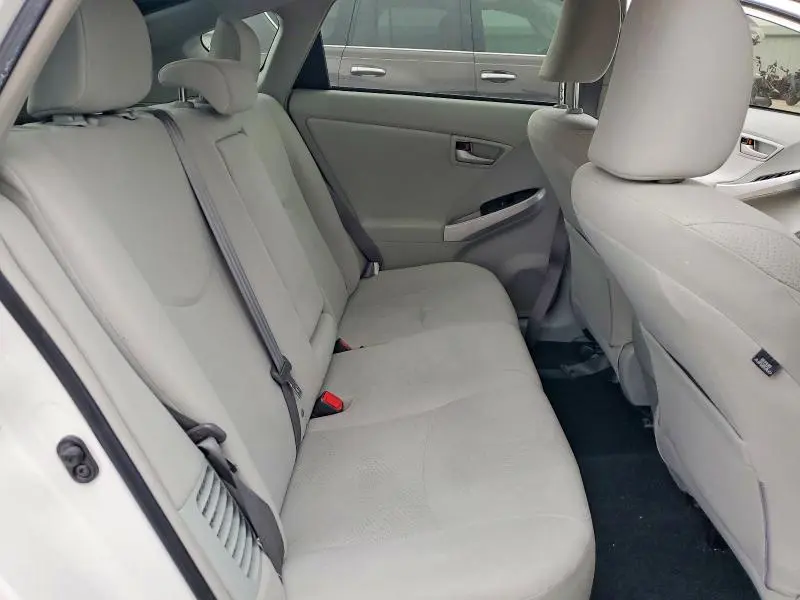 2013 TOYOTA PRIUS TWO  