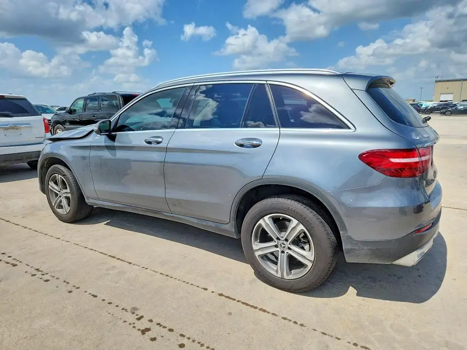 2019 MERCEDES-BENZ GLC 300  
