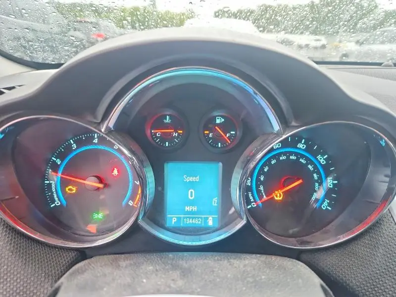 2011 CHEVROLET CRUZE LT  
