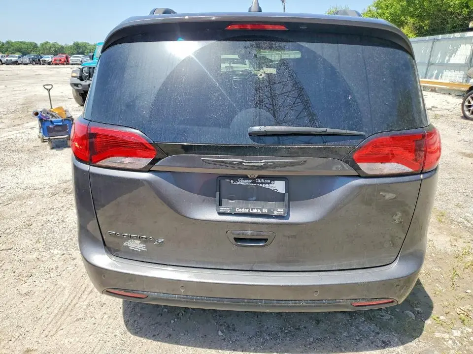 2018 CHRYSLER PACIFICA TOURING L PLUS  