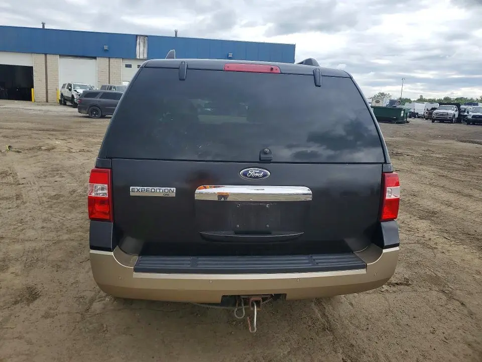 2013 FORD EXPEDITION XLT  