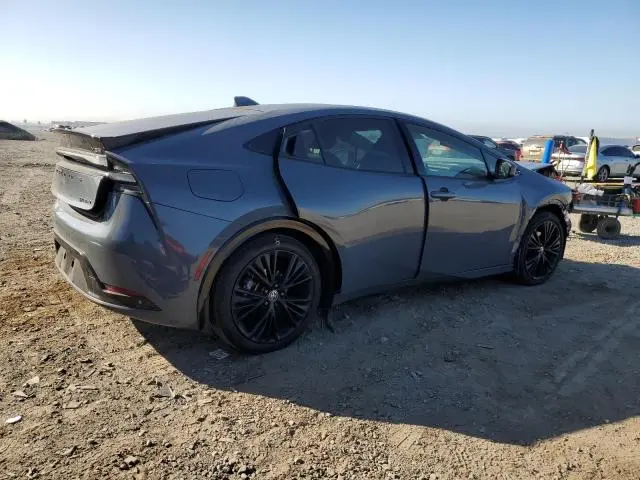 2023 TOYOTA PRIUS PRIME SE  