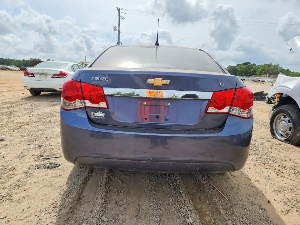 2013 CHEVROLET CRUZE LT  