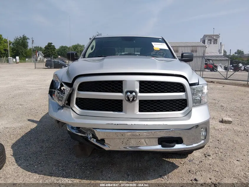 2017 RAM 1500 SLT