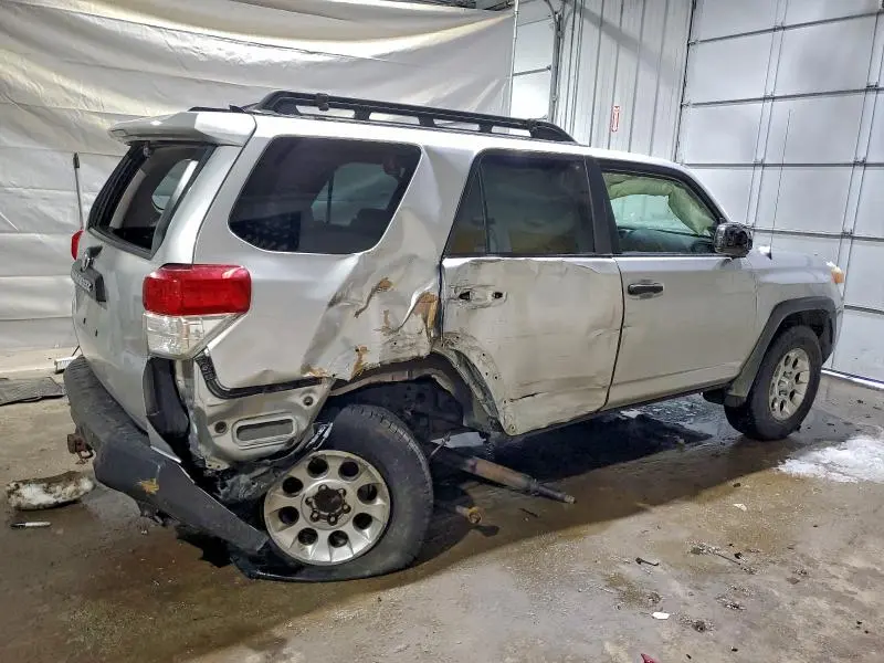 2011 TOYOTA 4RUNNER SR5  