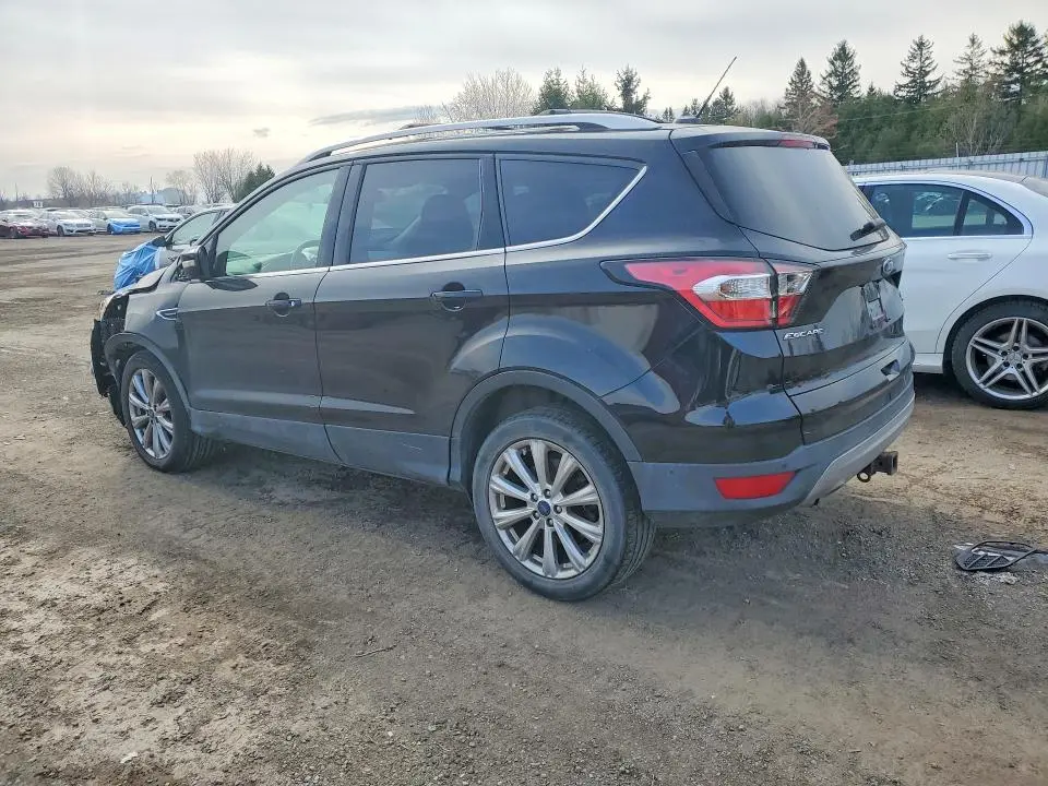 2017 FORD ESCAPE TITANIUM  