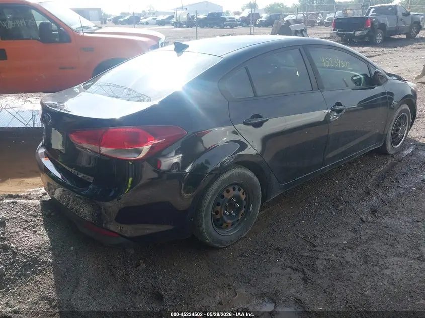 2017 KIA FORTE LX