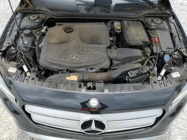 2017 MERCEDES-BENZ GLA 250  