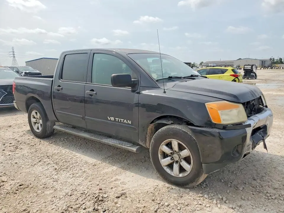 2013 NISSAN TITAN S  