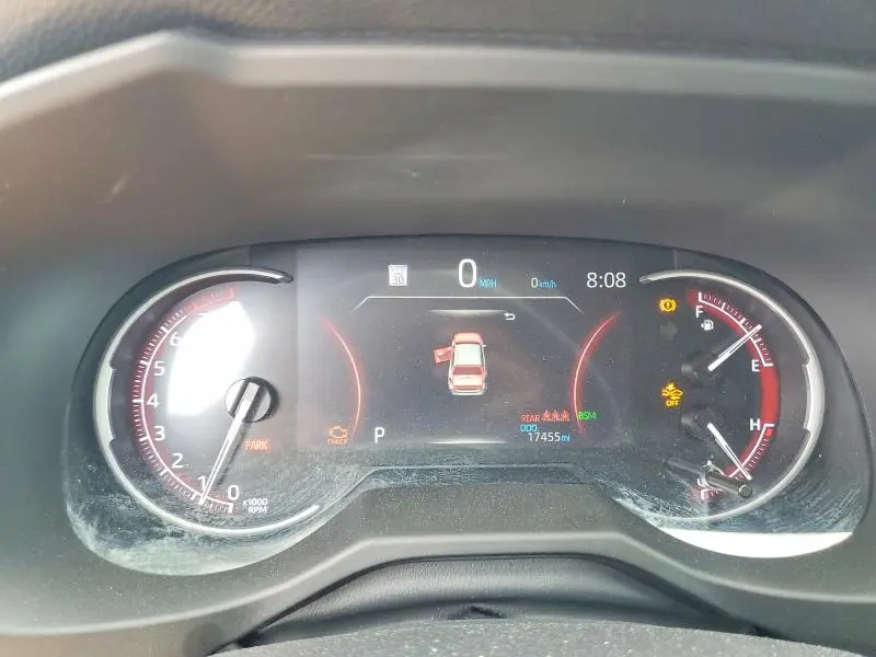 2025 TOYOTA RAV4 XLE  