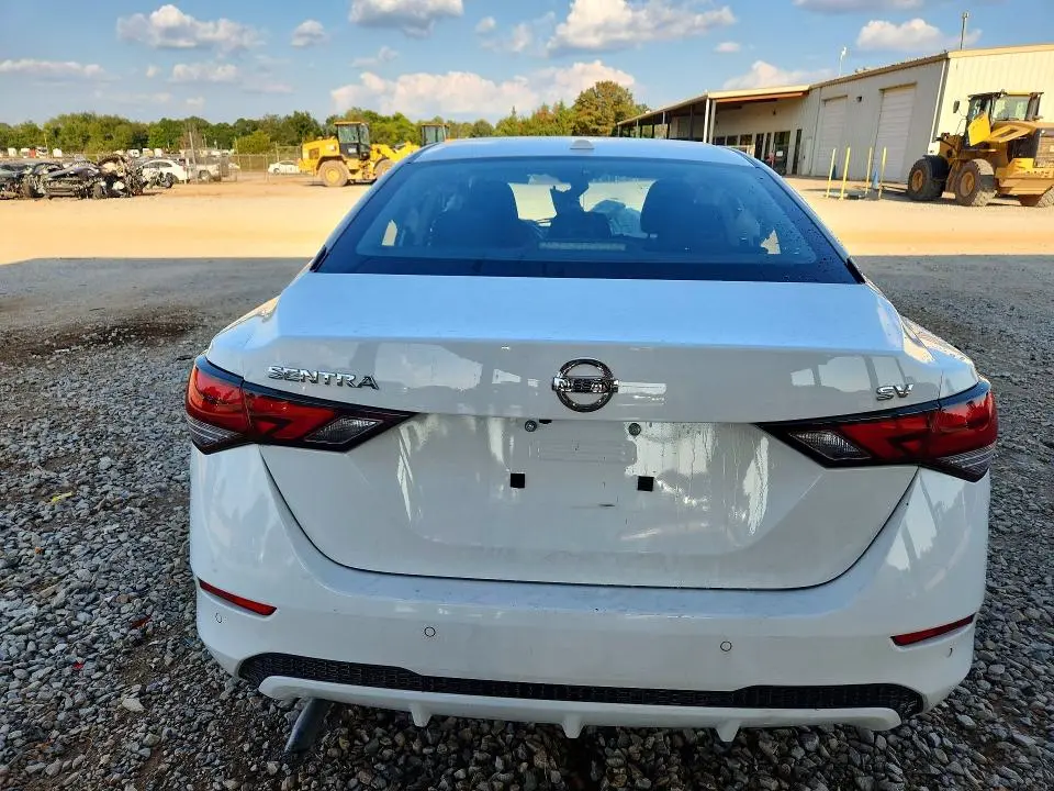 2023 NISSAN SENTRA SV  