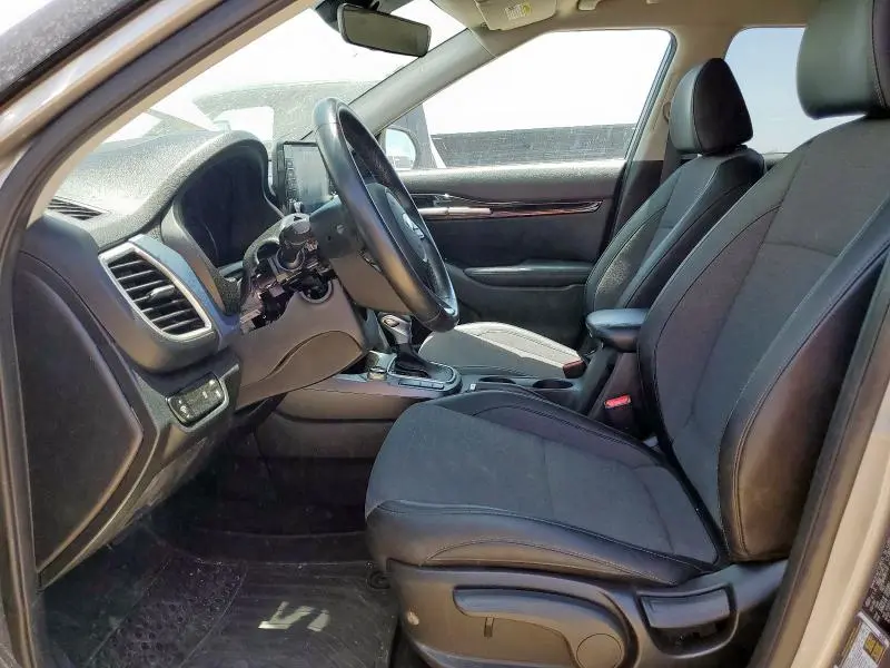 2021 KIA SELTOS S  