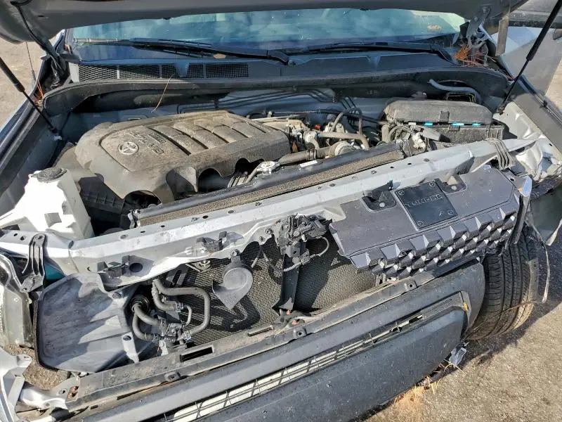 2018 TOYOTA TUNDRA DOUBLE CAB SR  