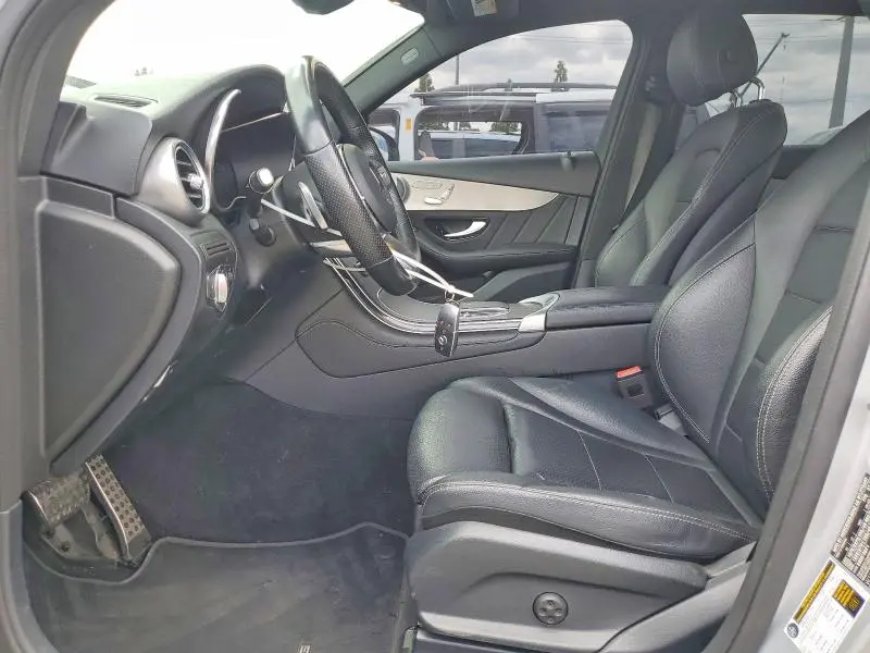 2020 MERCEDES-BENZ GLC 300  