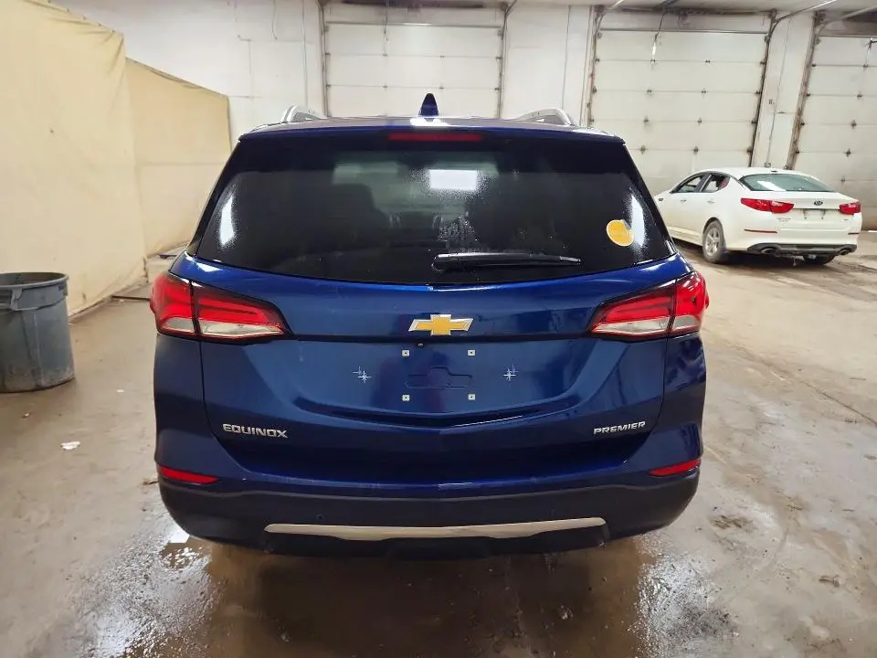 2022 CHEVROLET EQUINOX PREMIER  