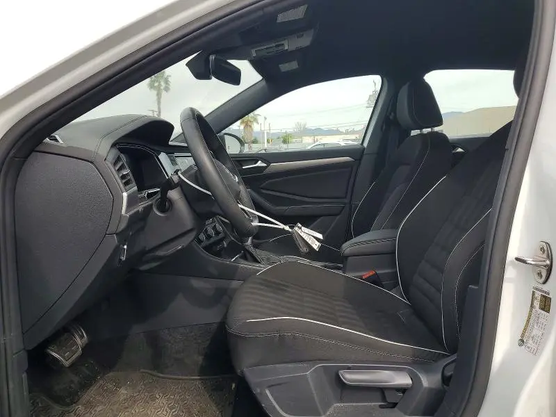 2024 VOLKSWAGEN JETTA SPORT  