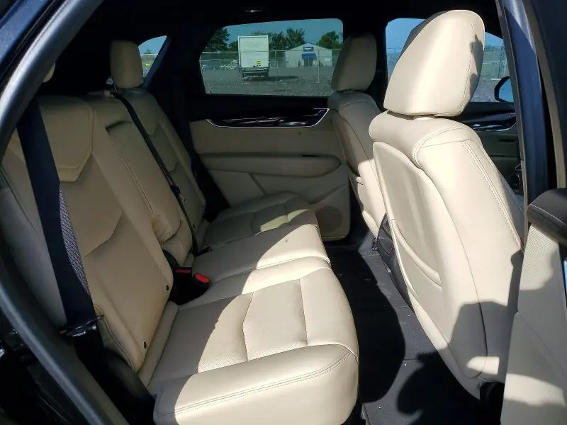 2017 CADILLAC XT5 PREMIUM LUXURY  