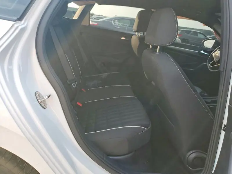 2024 VOLKSWAGEN JETTA SPORT  