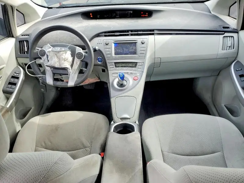 2014 TOYOTA PRIUS THREE  