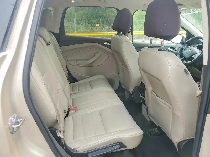 2017 FORD ESCAPE TITANIUM  