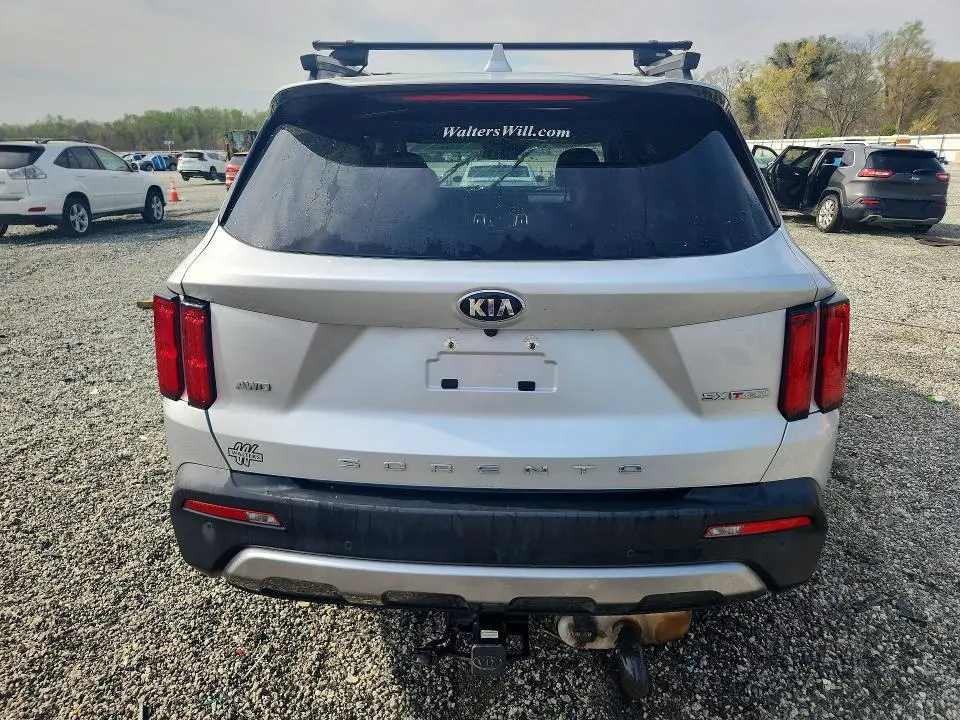 2021 KIA SORENTO   