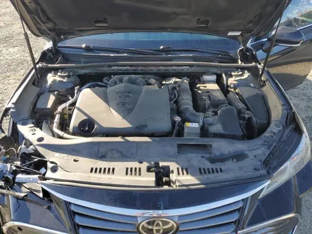 2019 TOYOTA AVALON XLE  