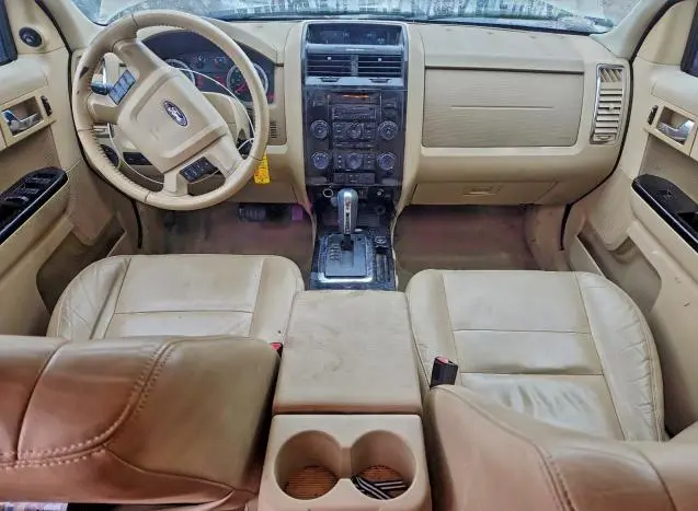 2010 FORD ESCAPE LIMITED  