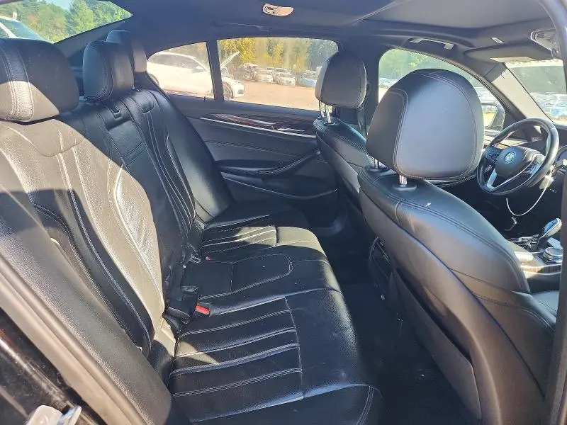 2017 BMW 540 XI  