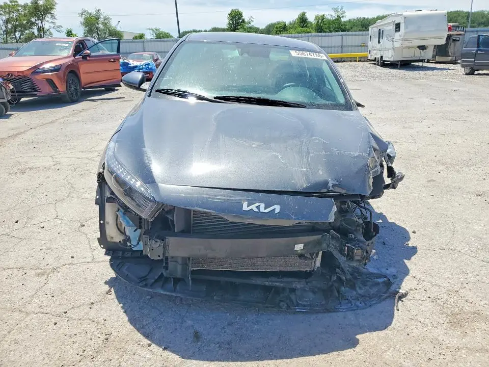 2024 KIA FORTE LXS  