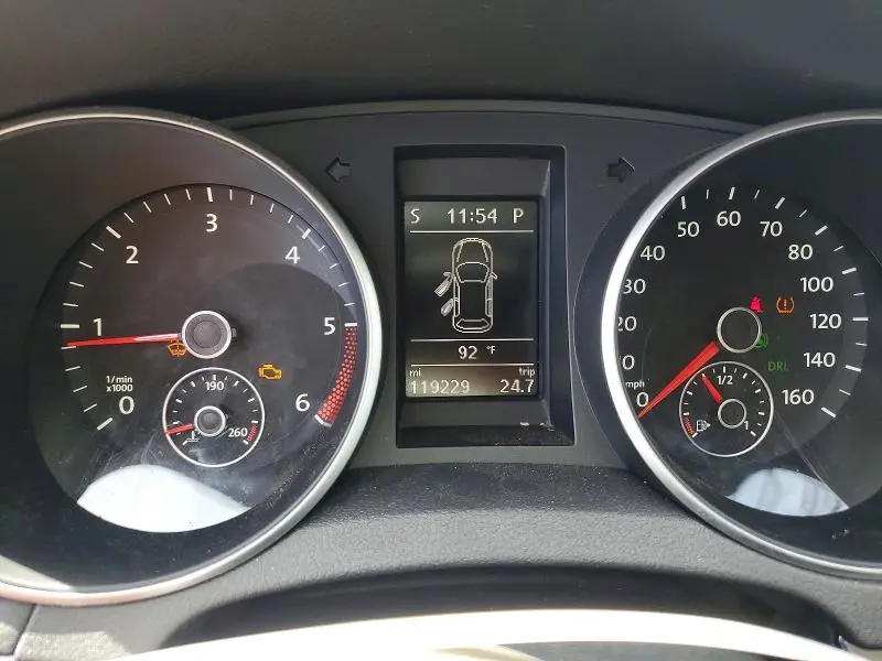 2014 VOLKSWAGEN GOLF   