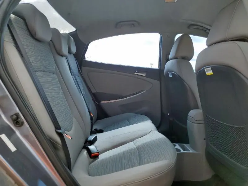 2015 HYUNDAI ACCENT GLS  
