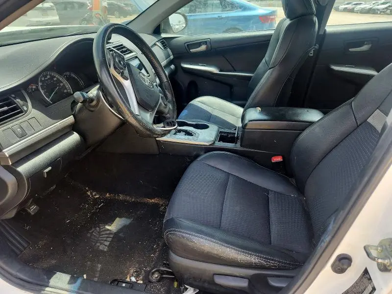 2013 TOYOTA CAMRY SE  