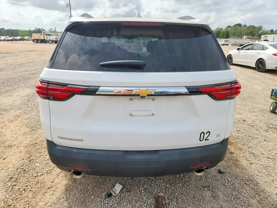 2023 CHEVROLET TRAVERSE LT  