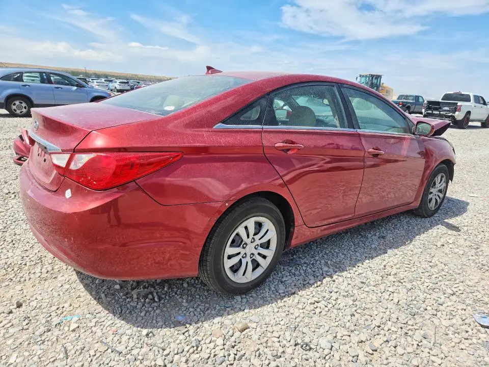 2012 HYUNDAI SONATA GLS  