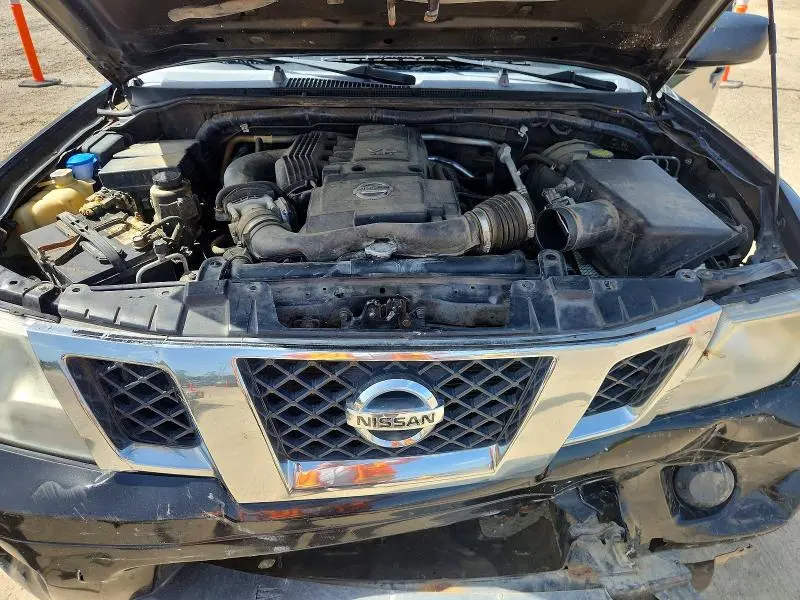 2017 NISSAN FRONTIER SV  