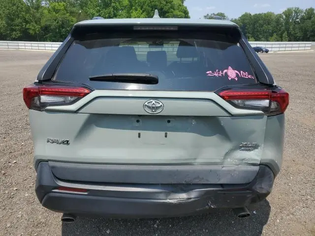 2021 TOYOTA RAV4 XLE  