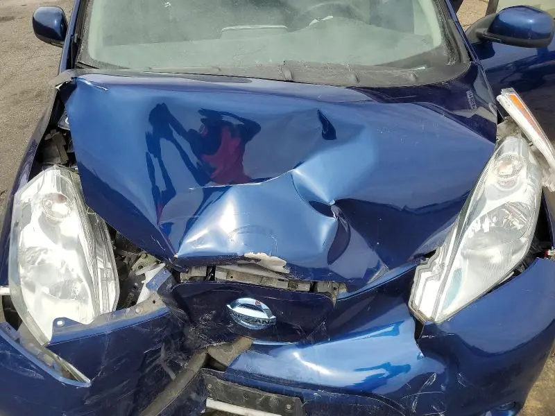 2017 NISSAN LEAF SV  