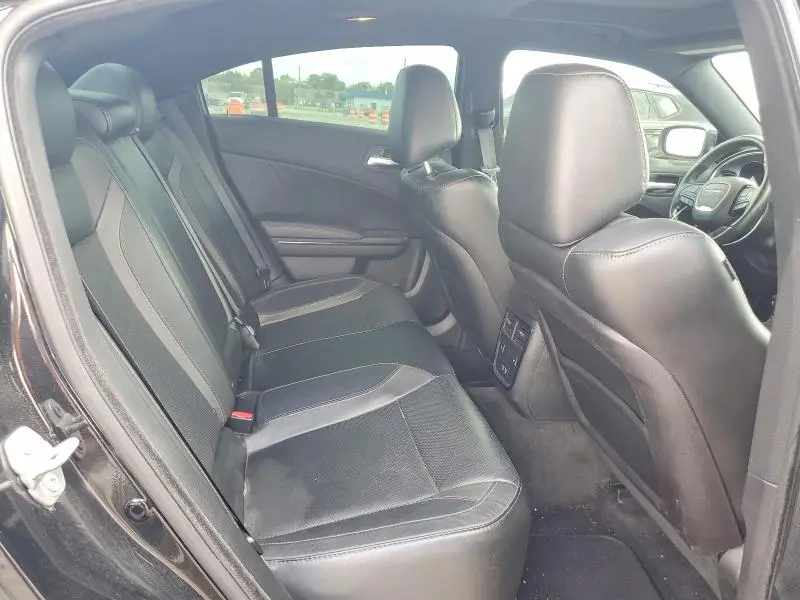 2016 DODGE CHARGER SXT  