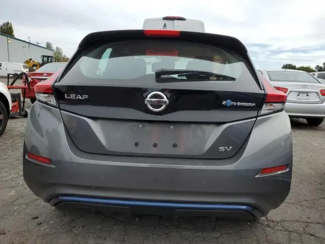 2022 NISSAN LEAF SV  