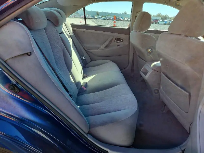 2010 TOYOTA CAMRY BASE  