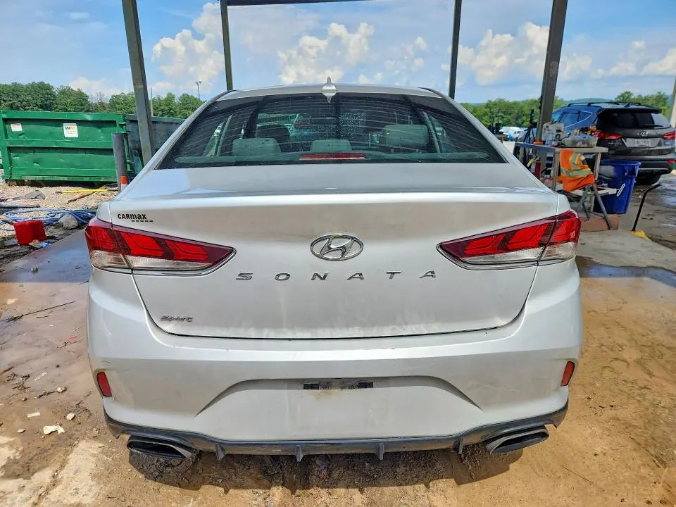 2018 HYUNDAI SONATA SPORT  