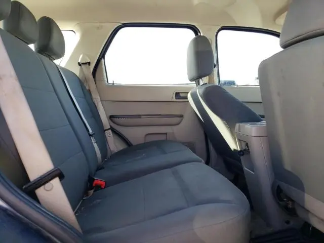 2010 FORD ESCAPE XLS  